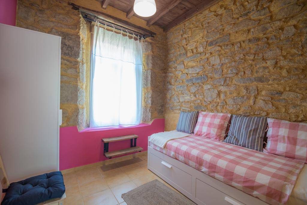 Casa Rural La Rana Nava de Francia Esterno foto